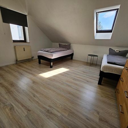 Bed4You Gaestehaus 1 Bergshausen Esterno foto