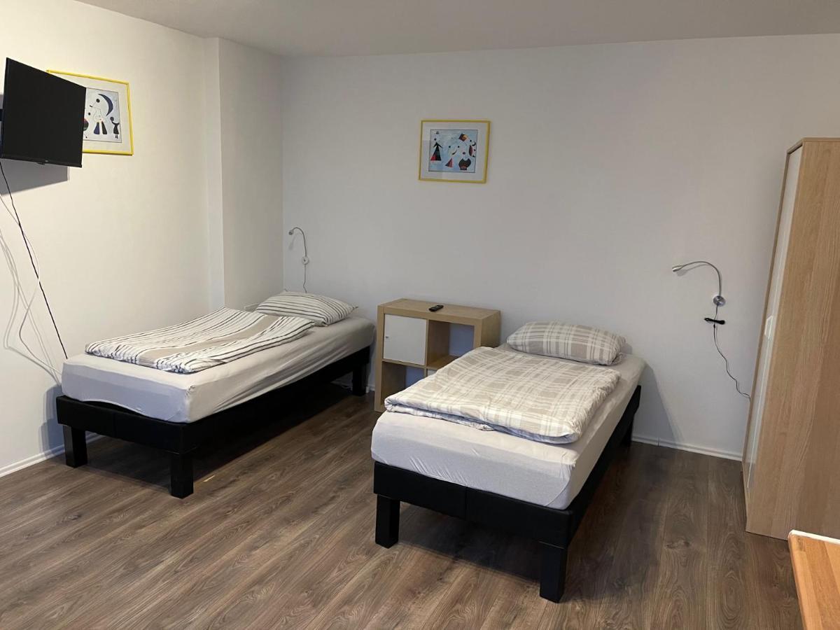 Bed4You Gaestehaus 1 Bergshausen Esterno foto